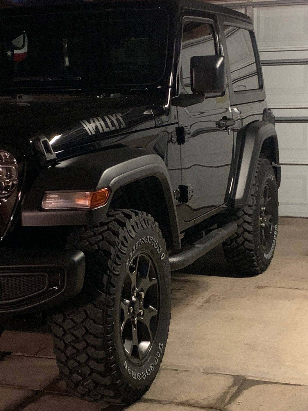 RedRock 3-Inch Round Curved Side Step Bars; Textured Black (18-25 Jeep Wrangler JL 2-Door)