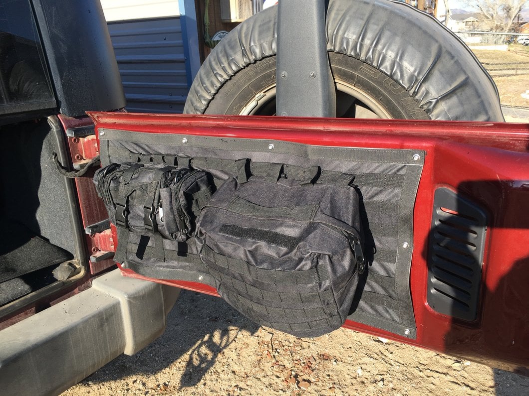 RedRock Tailgate Storage Bag (07-18 Jeep Wrangler JK)