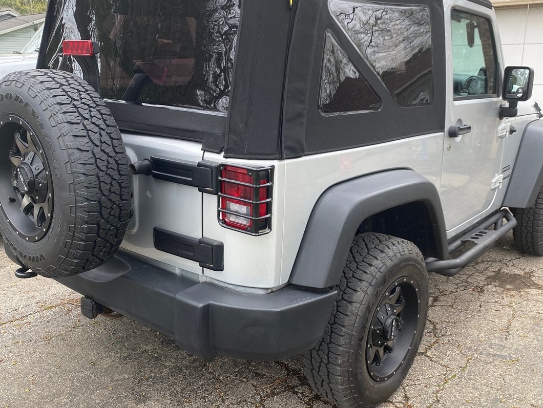 RedRock Tail Light Guards; Black (07-18 Jeep Wrangler JK)