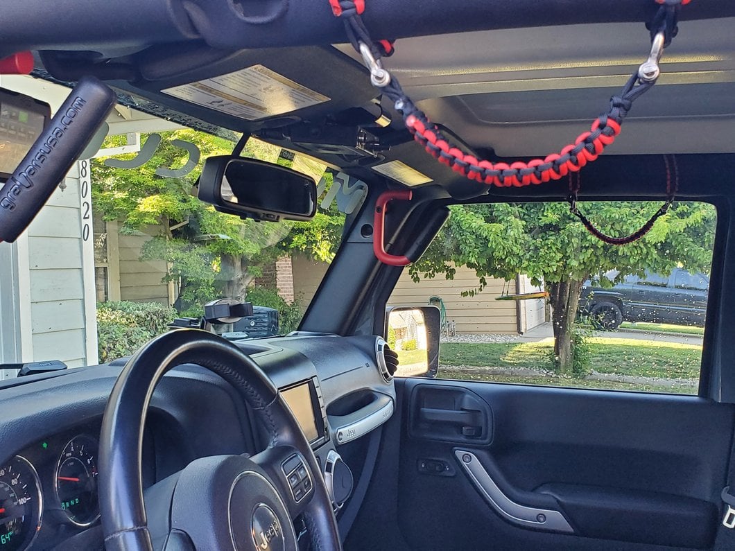 RedRock Front Rollbar Paracord Grab Handles with D-Rings; Black and Red (07-18 Jeep Wrangler JK)