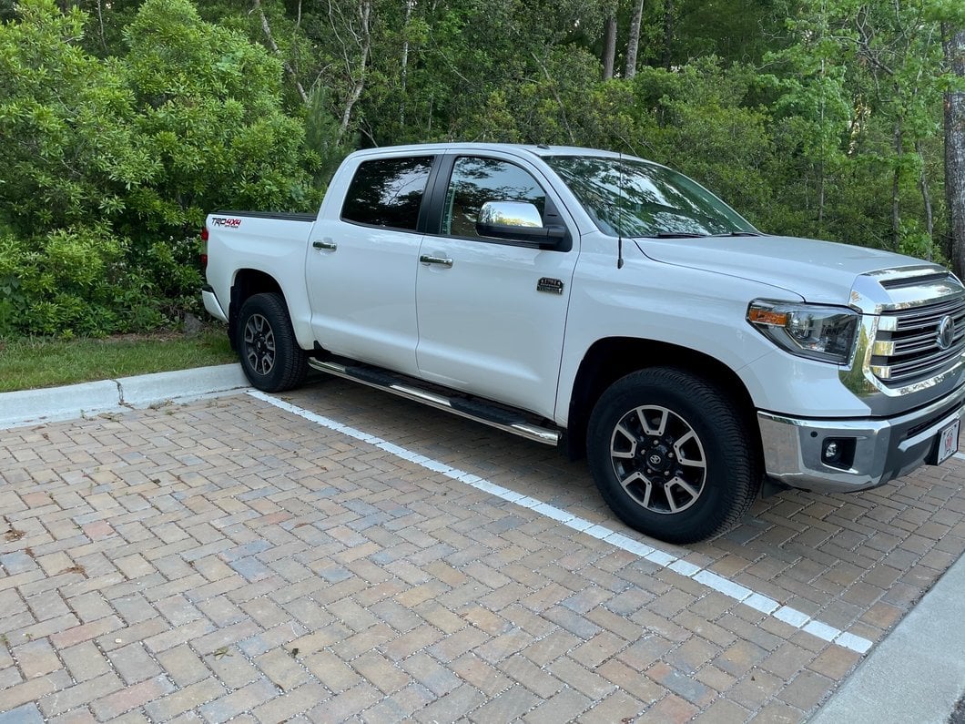 RedRock 5-Inch Oval Bent End Side Step Bars; Stainless Steel (07-21 Tundra CrewMax)