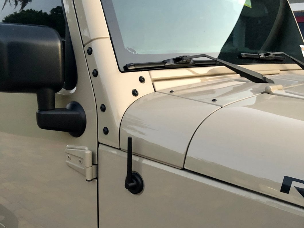 RedRock Short Billet Black Antenna; 5-Inch (Universal; Some Adaptation May Be Required)