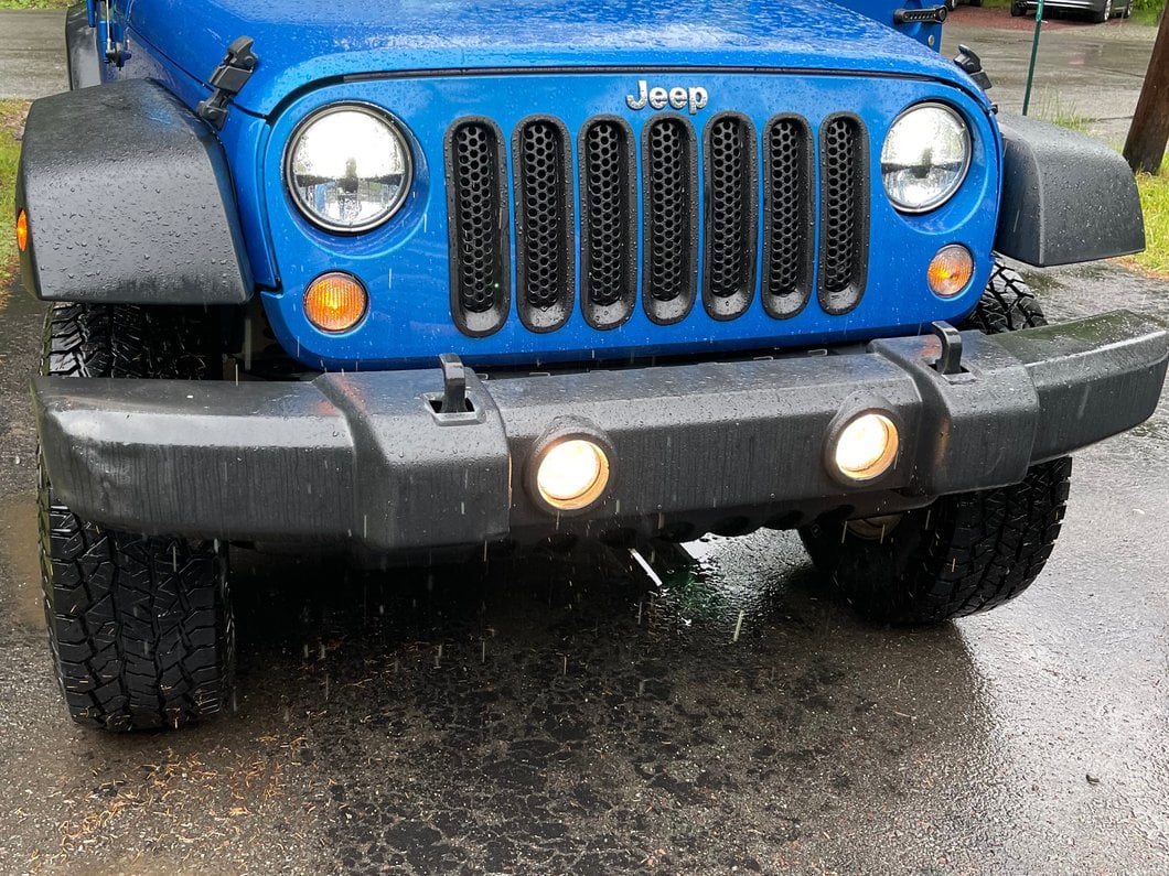 RedRock Stubby Winch Front Bumper with LED Fog Lights (18-25 Jeep Wrangler JL)