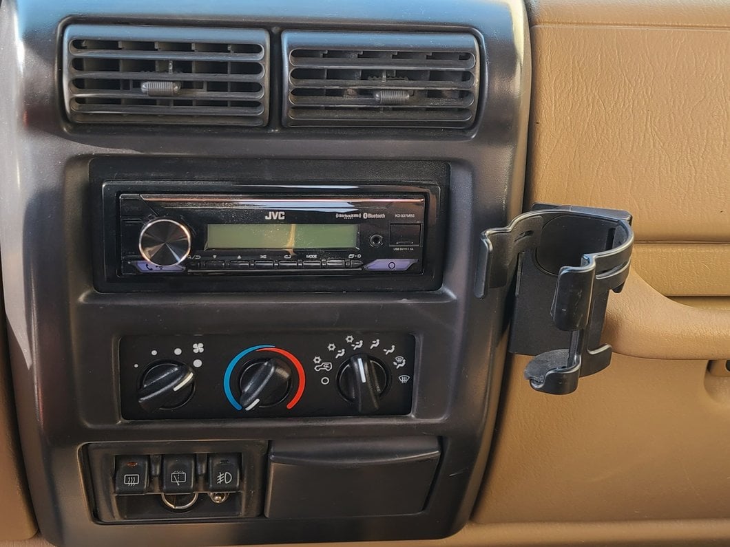 RedRock Multi-Function Cup Holder with Phone Mount (97-06 Jeep Wrangler TJ)