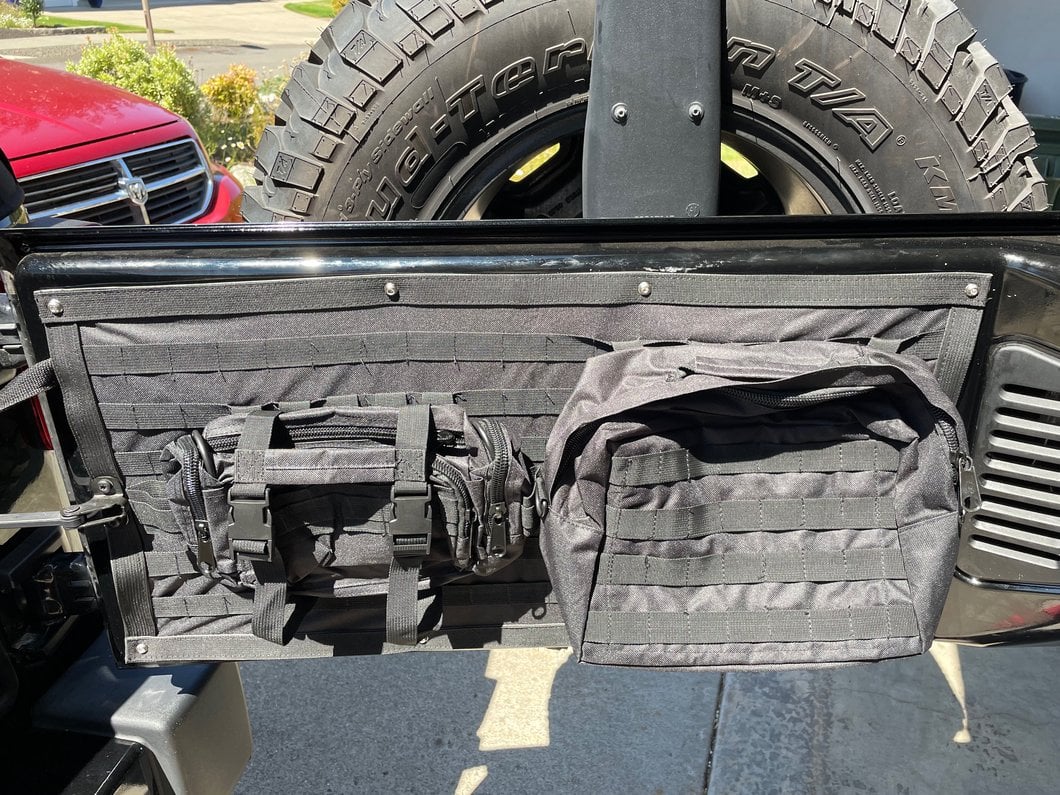 RedRock Tailgate Storage Bag (07-18 Jeep Wrangler JK)