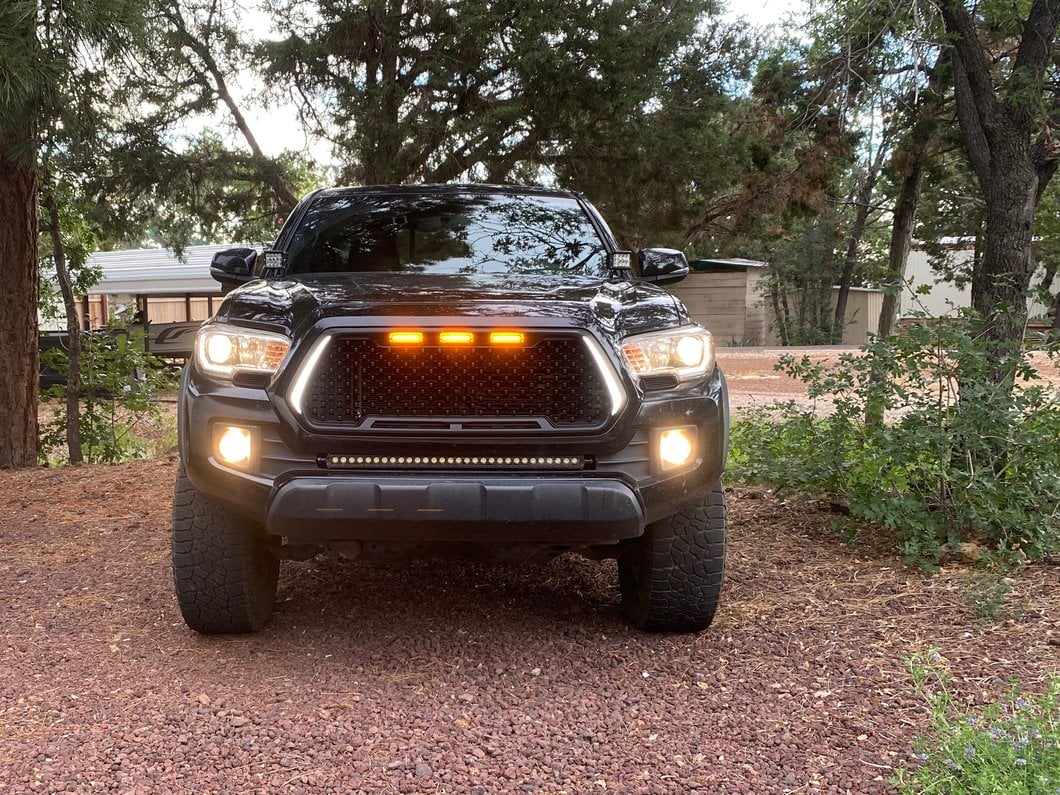 RedRock Baja Upper Replacement Grille with LED Lighting and DRL (16-18 Tacoma w/o Active Cruise)