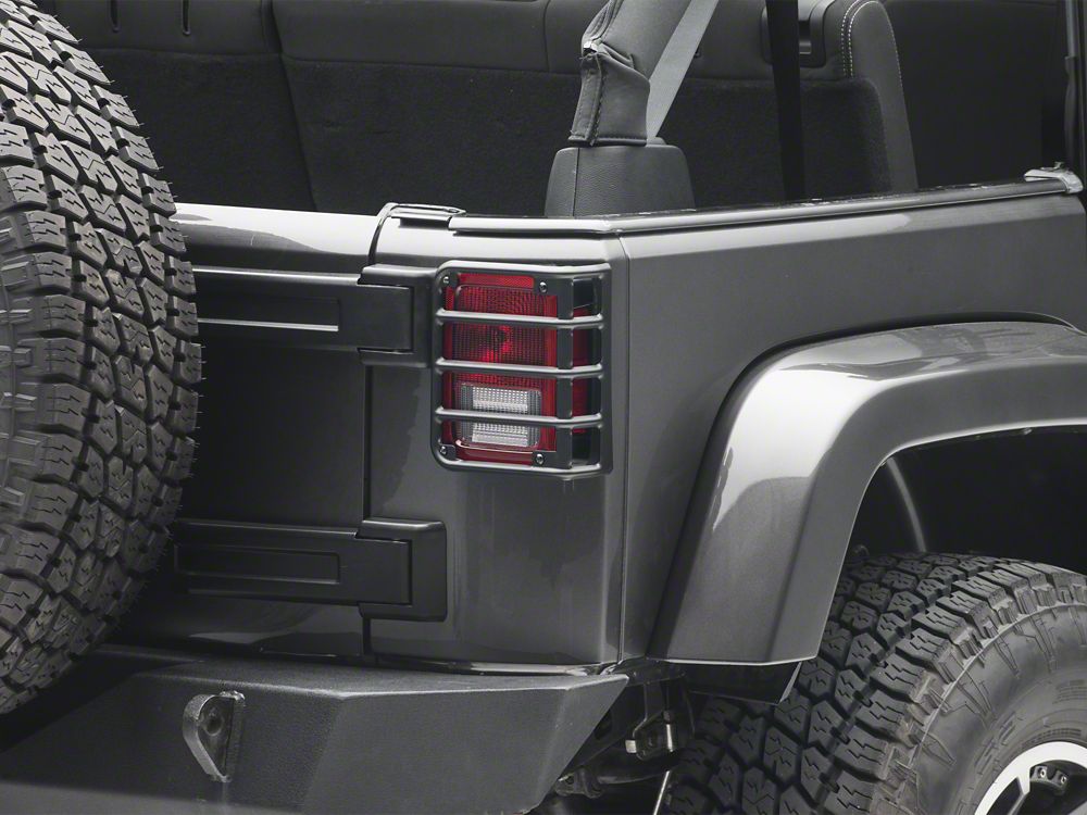 RedRock Tail Light Guards; Matte Black (07-18 Jeep Wrangler JK)